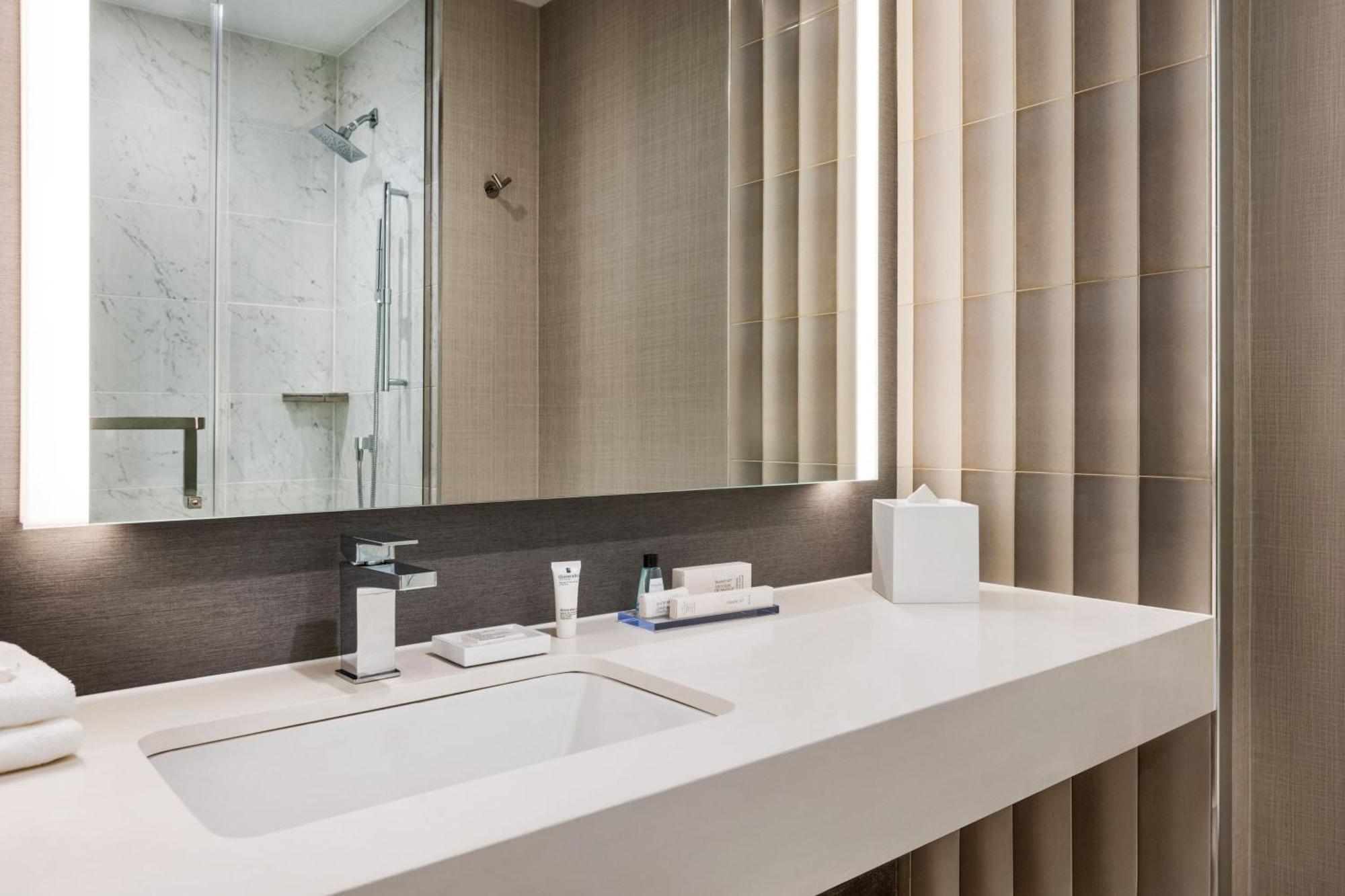 Marriott New York Jfk Airport Hotell Eksteriør bilde