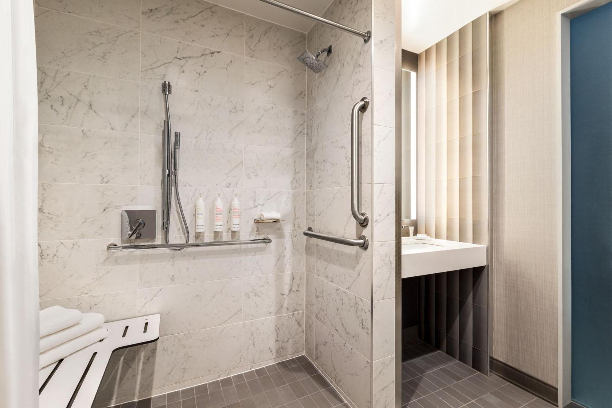 Marriott New York Jfk Airport Hotell Eksteriør bilde