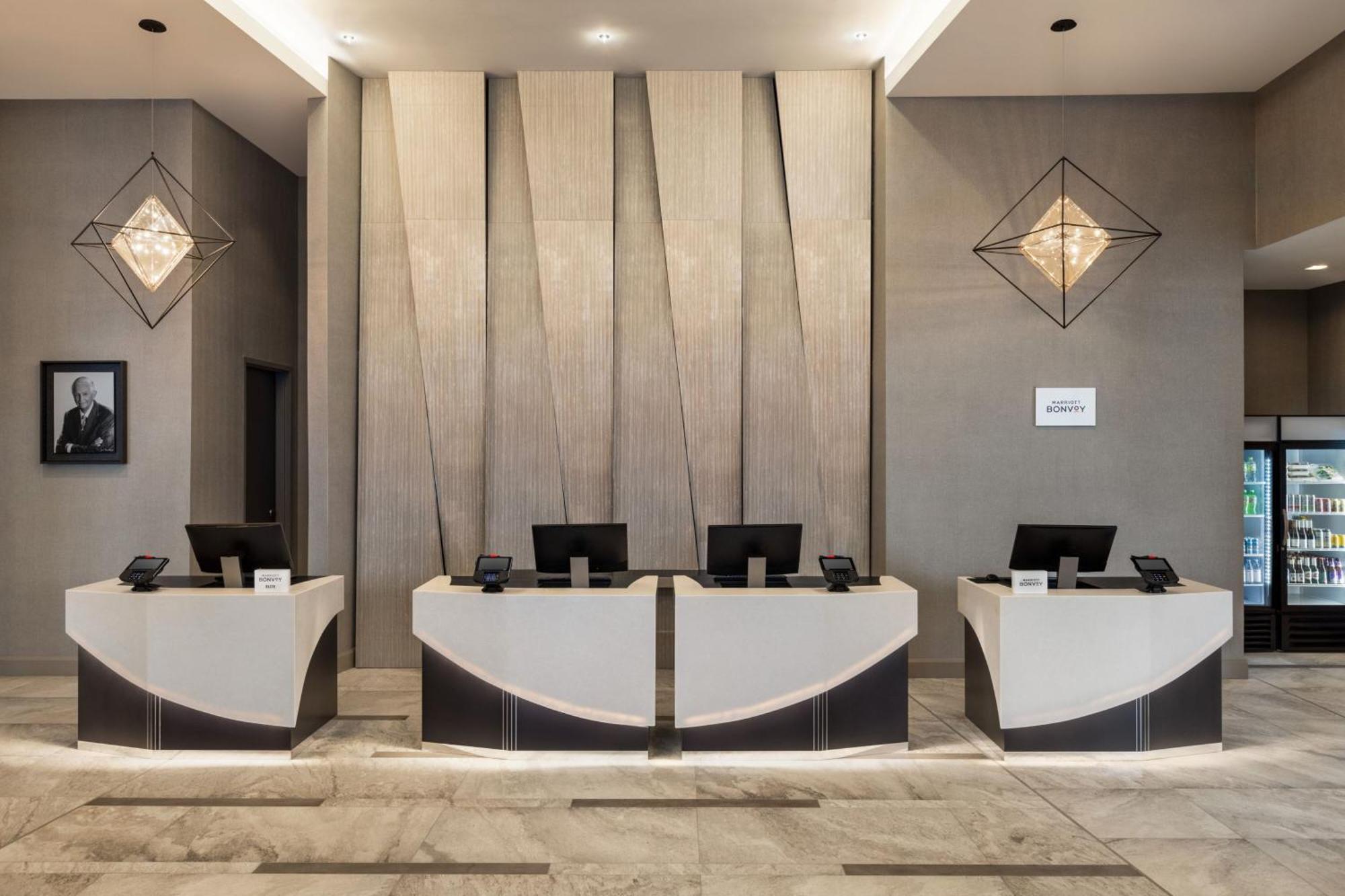 Marriott New York Jfk Airport Hotell Eksteriør bilde